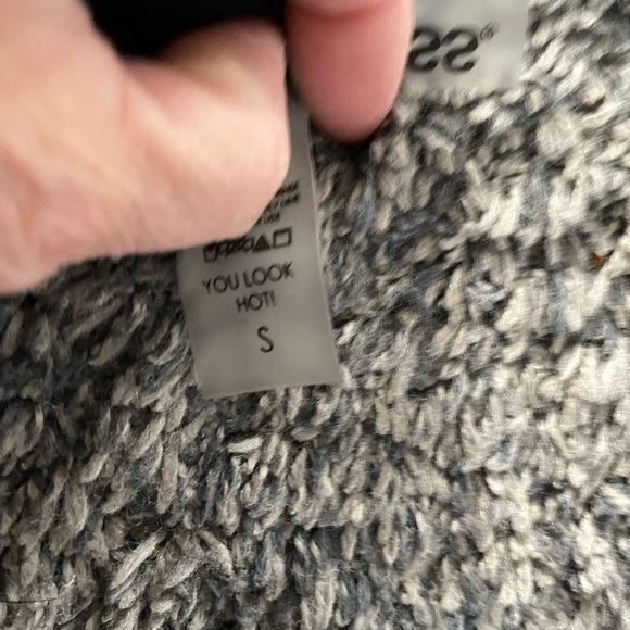 Bathing Suit - Picture 5 of 5